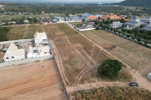 Grundstück in Pattaya, Thailand 8000 m2 № 62866 - Foto 3