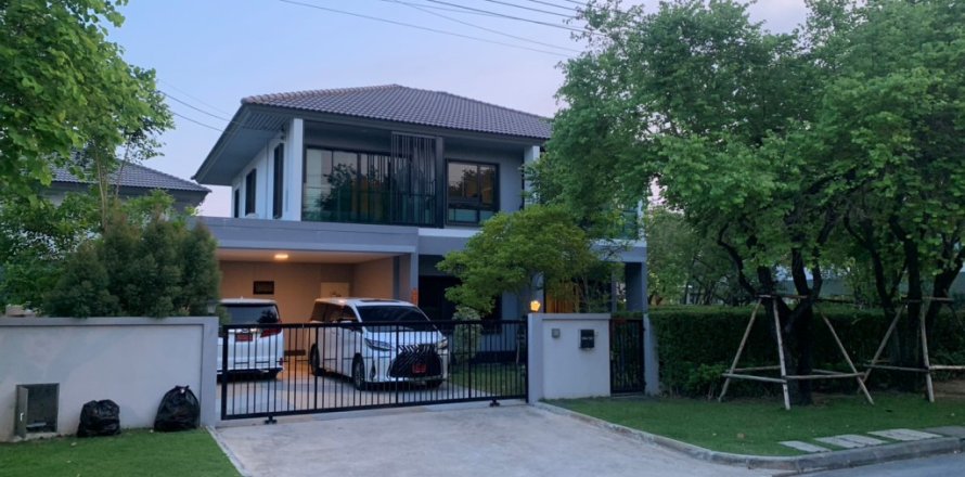 Casa de 3 dormitorios en Bangkok, Tailandia № 65597