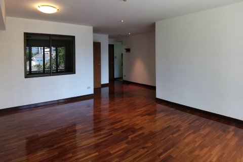 Condominio de 2 dormitorios en Bangkok, Tailandia № 200774 - foto 5