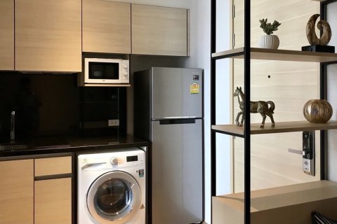 Condominio de 1 dormitorio en Watthana, Bangkok, Tailandia № 200775 - foto 5