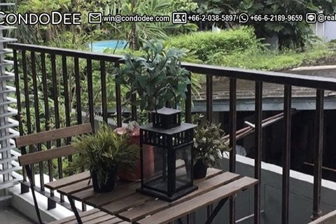 Condo in Watthana, Bangkok, Thailand, 2 bedrooms № 200773