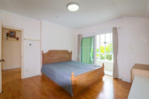Casa de 3 dormitorios en Chiang Mai, Tailandia № 205509 - foto 7