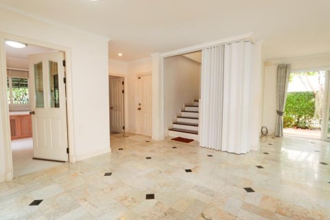 Casa de 3 dormitorios en Chiang Mai, Tailandia № 205509 - foto 8