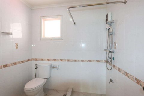 Casa de 3 dormitorios en Chiang Mai, Tailandia № 205509 - foto 9
