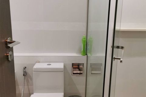 Condo in Bangkok, Thailand, 2 bedrooms  № 188921