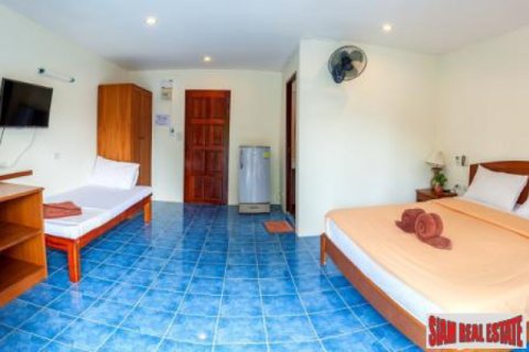 Casa de 6 dormitorios en Ko Lanta Yai, Tailandia № 202661 - foto 4
