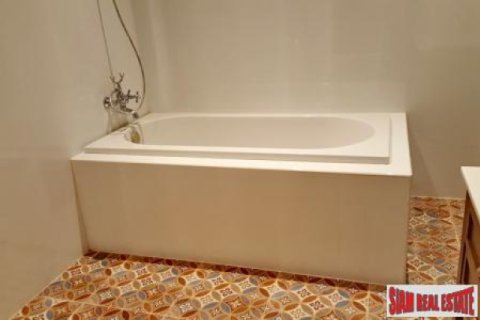 Chalet de 3 dormitorios en Chiang Mai, Tailandia № 202666 - foto 5