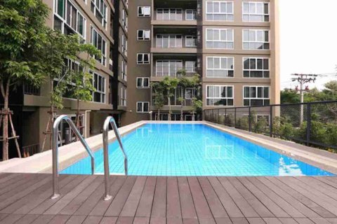 Condominio de 1 dormitorio en Bangkok, Tailandia № 208657 - foto 2