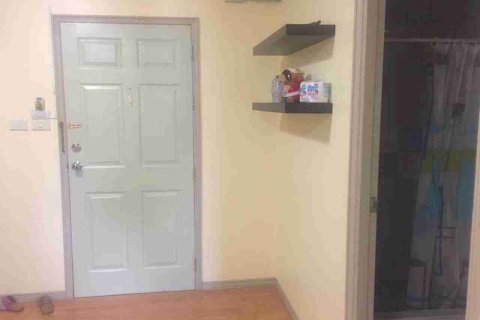 Condominio de 1 dormitorio en Bangkok, Tailandia № 208661 - foto 3