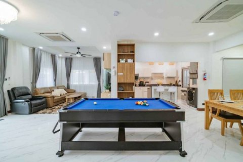 Villa in Phuket, Thailand 4 Schlafzimmer № 114141 - Foto 3
