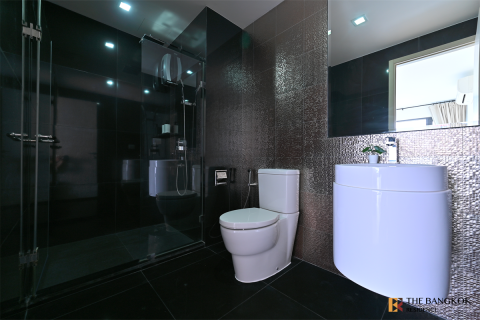 Condominio de 2 dormitorios en Bangkok, Tailandia № 185393 - foto 9