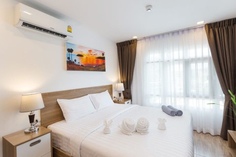 Condominio de 2 dormitorios en Phuket, Tailandia № 160211 - foto 11