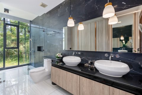 Chalet de 5 dormitorios en Ko Samui, Tailandia № 160207 - foto 15