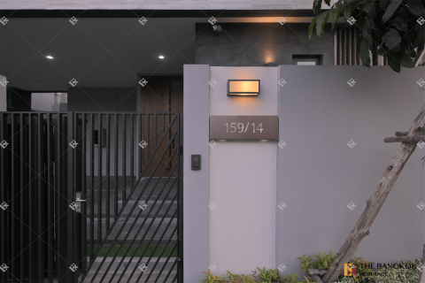 Haus in Bangkok, Thailand 4 Schlafzimmer № 190403