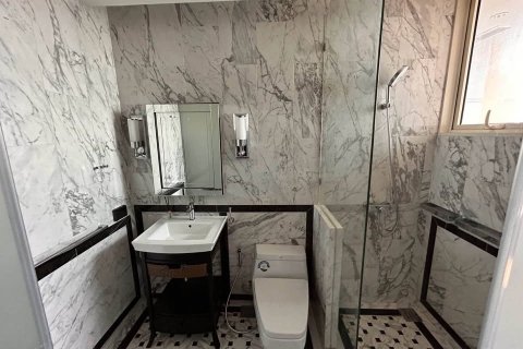 Condominio de 2 dormitorios en Bangkok, Tailandia № 181183 - foto 6