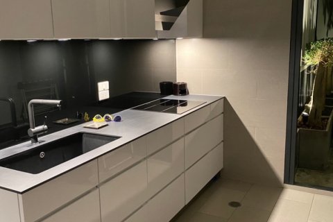 Condominio de 2 dormitorios en Bangkok, Tailandia № 181063 - foto 17