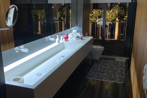 Condominio de 2 dormitorios en Bangkok, Tailandia № 181063 - foto 21