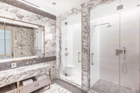 Condominio de 2 dormitorios en Bangkok, Tailandia № 181061 - foto 15