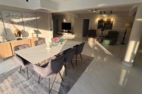 Casa de 3 dormitorios en Phuket, Tailandia № 159374 - foto 12