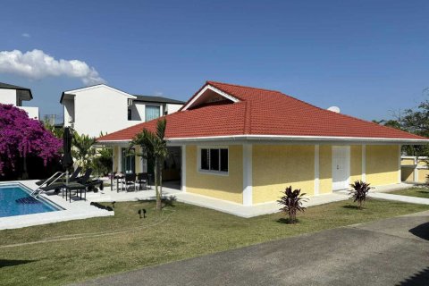Casa de 3 dormitorios en Phuket, Tailandia № 159374 - foto 22