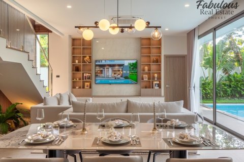 Chalet de 4 dormitorios en Kathu, Tailandia № 179217 - foto 9