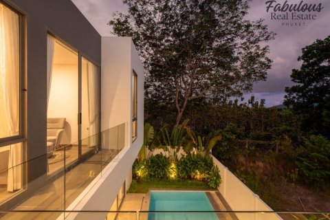 Chalet de 4 dormitorios en Kathu, Tailandia № 179217 - foto 30