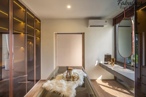 Chalet de 4 dormitorios en Kathu, Tailandia № 179217 - foto 29