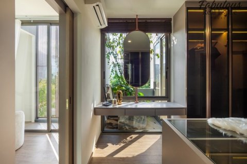 Chalet de 4 dormitorios en Kathu, Tailandia № 179217 - foto 25