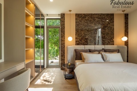 Chalet de 4 dormitorios en Kathu, Tailandia № 179217 - foto 10