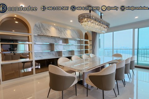 Eigentumswohnung in Bangkok, Thailand, 4 Schlafzimmer  № 201273 - Foto 17