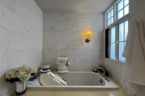Townhouse à Watthana, Bangkok, Thaïlande 4 chambres № 201271 - photo 2