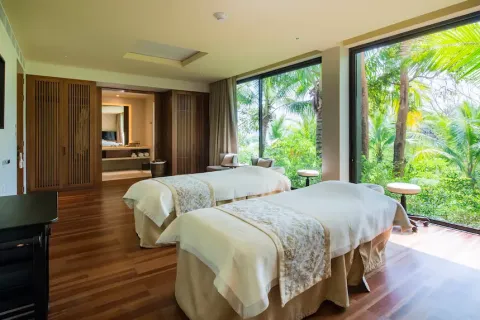 Chalet de 5 dormitorios en Layan Beach, Tailandia № 190557 - foto 11