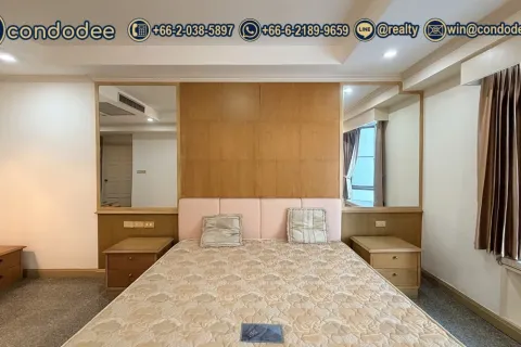Condominio de 3 dormitorios en Watthana, Bangkok, Tailandia № 201352 - foto 10