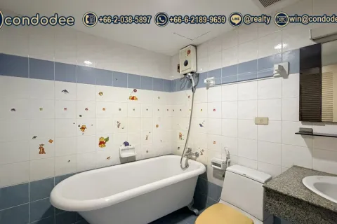 Condominio de 3 dormitorios en Watthana, Bangkok, Tailandia № 201352 - foto 13