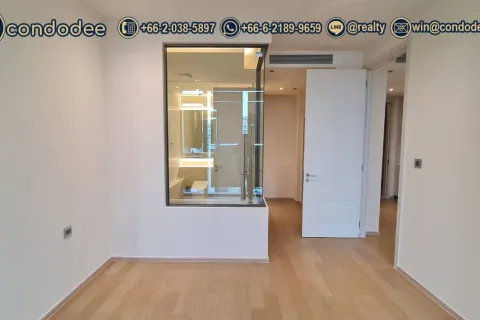 Condo in Watthana, Bangkok, Thailand, 2 bedrooms № 201358 - photo 6