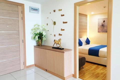 Condo à Bang Lamung, Thaïlande, 2 chambres № 165495 - photo 3