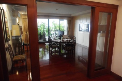 Condominio de 3 dormitorios en Bangkok, Tailandia № 67091 - foto 2