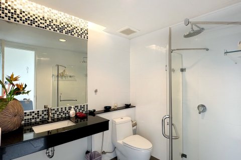Condominio de 3 dormitorios en Phuket, Tailandia № 65467 - foto 17