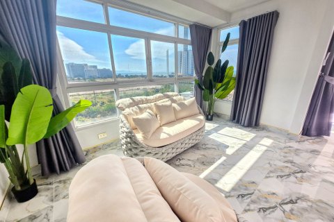Condominio de 3 dormitorios en Pattaya, Tailandia № 170315 - foto 10