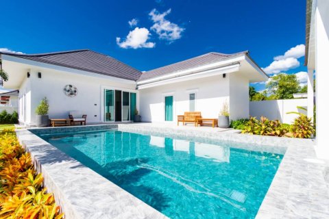 Chalet de 3 dormitorios en Hua Hin, Tailandia № 152341 - foto 2