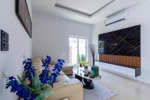 Chalet de 3 dormitorios en Hua Hin, Tailandia № 152341 - foto 5