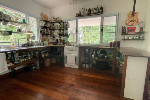 Chalet de 3 dormitorios en Surat Thani, Tailandia № 152344 - foto 10