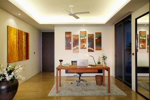 Condominio de 3 dormitorios en Layan Beach, Tailandia № 191233 - foto 12