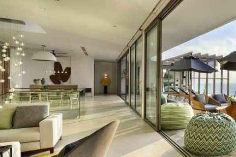 Condominio de 5 dormitorios en Naithon Beach, Tailandia № 191236 - foto 4