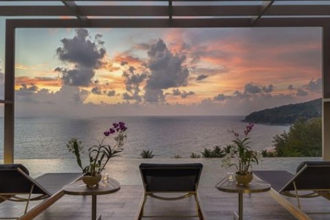 Condominio de 5 dormitorios en Naithon Beach, Tailandia № 191236 - foto 15