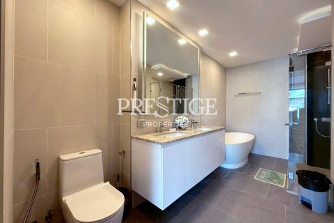 Condo in Pattaya, Thailand, 3 bedrooms № 197865 - photo 14