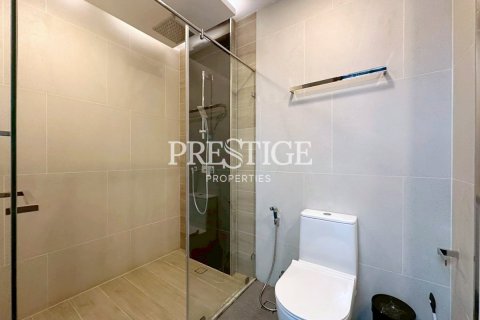 Condo in Pattaya, Thailand, 3 bedrooms № 197865 - photo 19