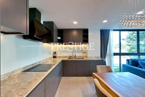 Condo in Pattaya, Thailand, 3 bedrooms № 197865 - photo 10