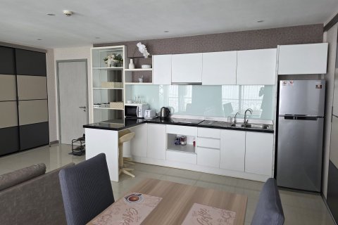 Condominio de 2 dormitorios en Pattaya, Tailandia № 169571 - foto 4