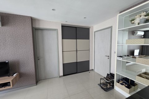 Condominio de 2 dormitorios en Pattaya, Tailandia № 169571 - foto 7